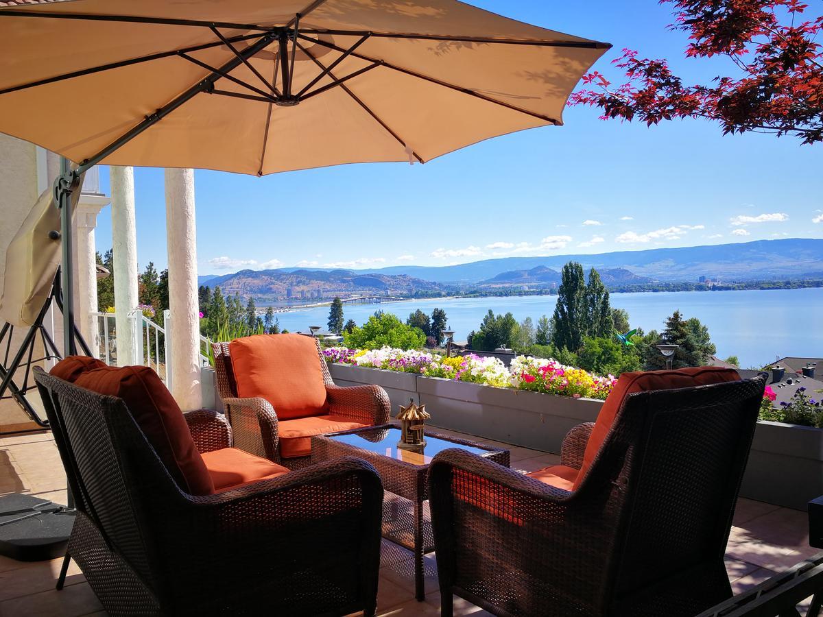 Lakeview Oasis Bed And Breakfast West Kelowna Exterior photo